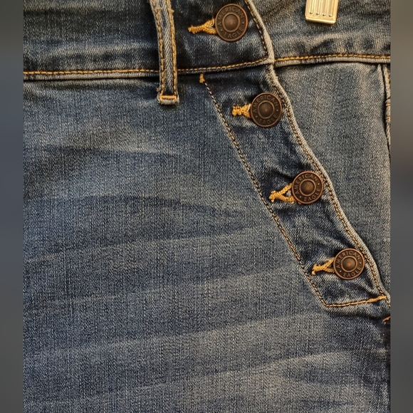 EUC | American Eagle Wide Leg Sailor Jeans - Picture 4 of 9